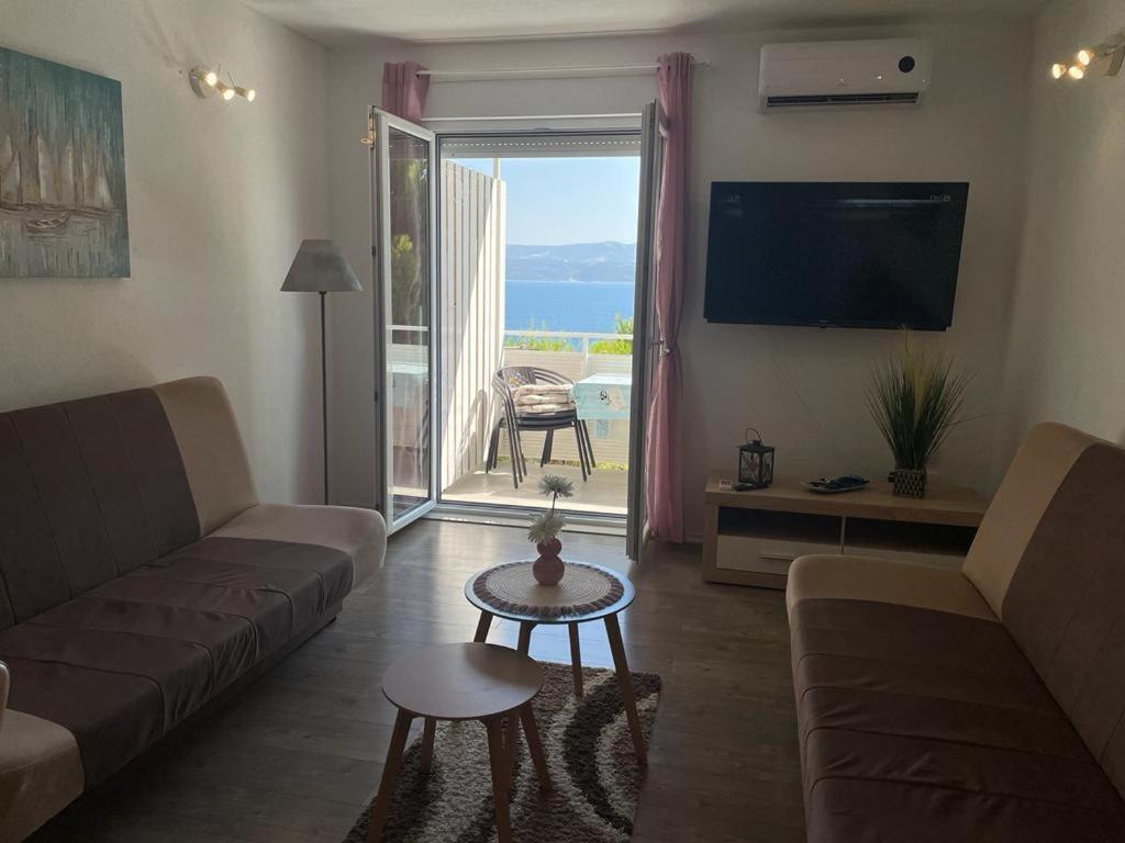Nemira Beach Apartments Omiš Exteriér fotografie