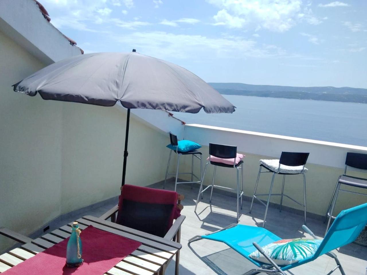 Nemira Beach Apartments Omiš Exteriér fotografie
